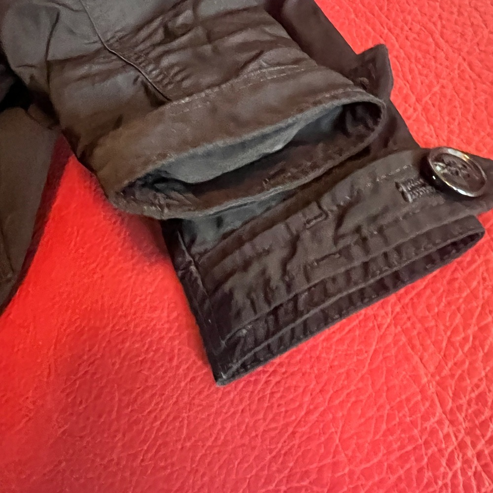 Burberry jacket - Picture 9 of 10